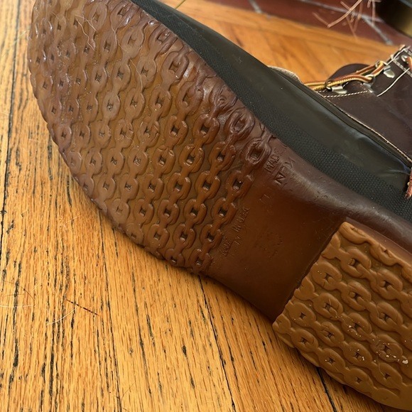 L.L. Bean Men's Dark Brown Maine hunting boot. Size 13 - Picture 6 of 8